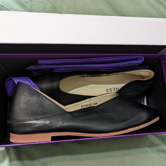 Empress The Comfi Flat Black 8W - Picture 3 of 5